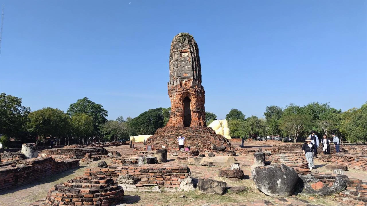Wat-Chaiwatthanaram-9