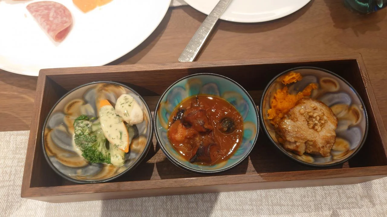 札幌洲際酒店尊貴套房雙床房住宿體驗 下午茶