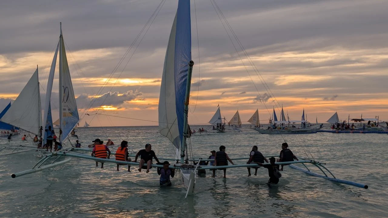 长滩岛登岛指南福朋喜来登酒店旅行体验 日落帆船