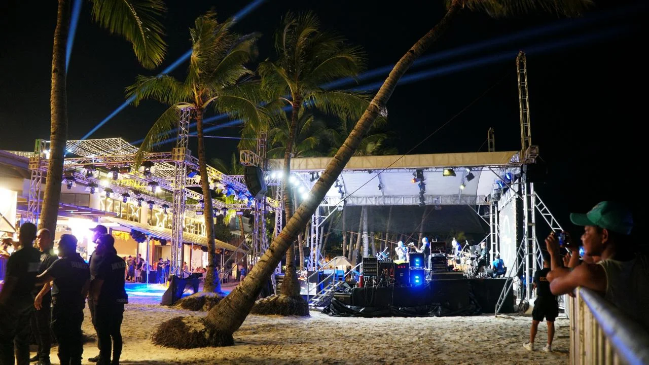 长滩岛登岛指南福朋喜来登酒店旅行体验 烟花秀