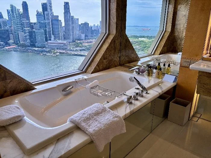 新加坡丽思卡尔顿美年酒店行政酒廊入住体验 TWG茶