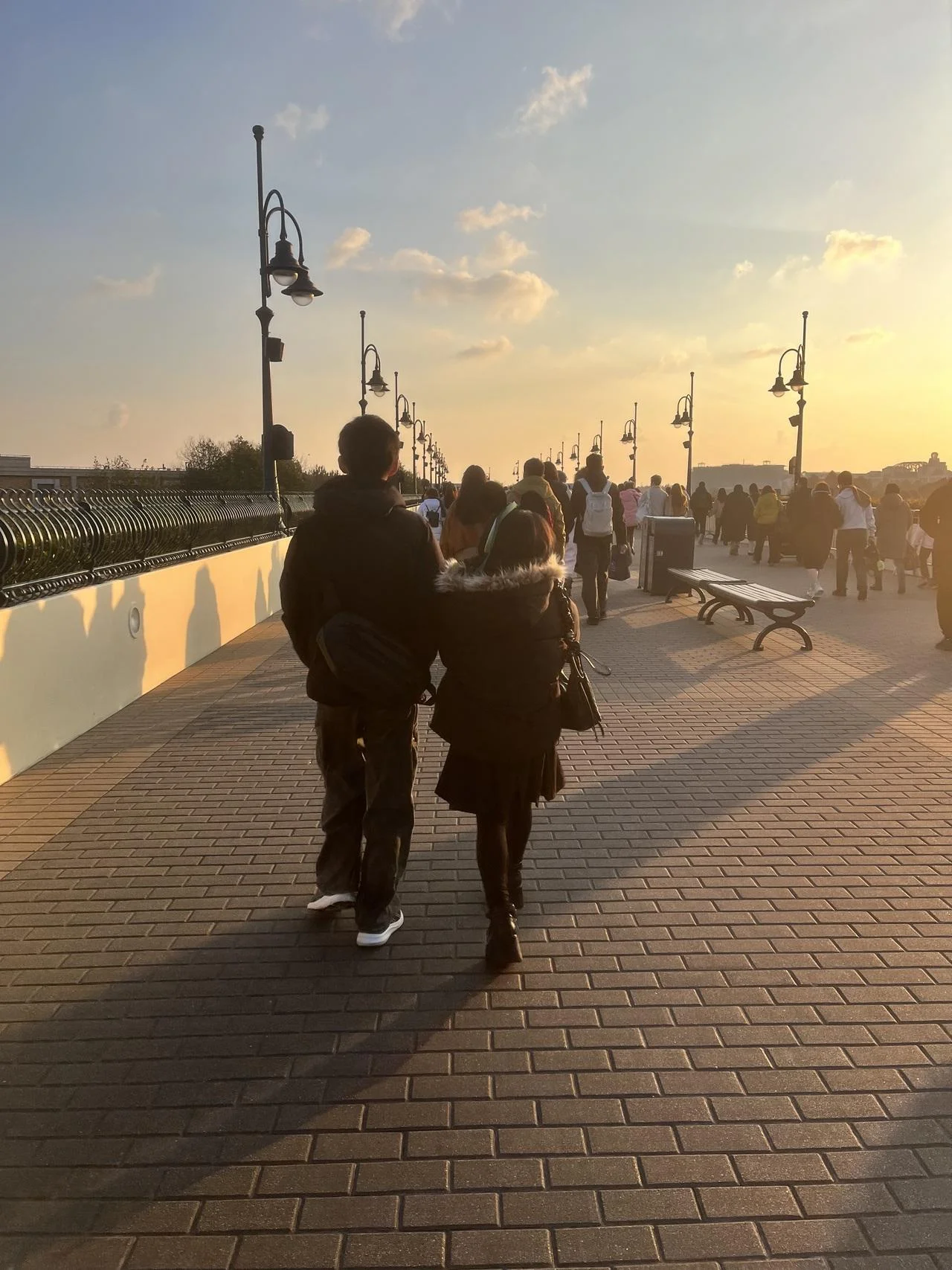 shanghai-disneyland-open-run-26