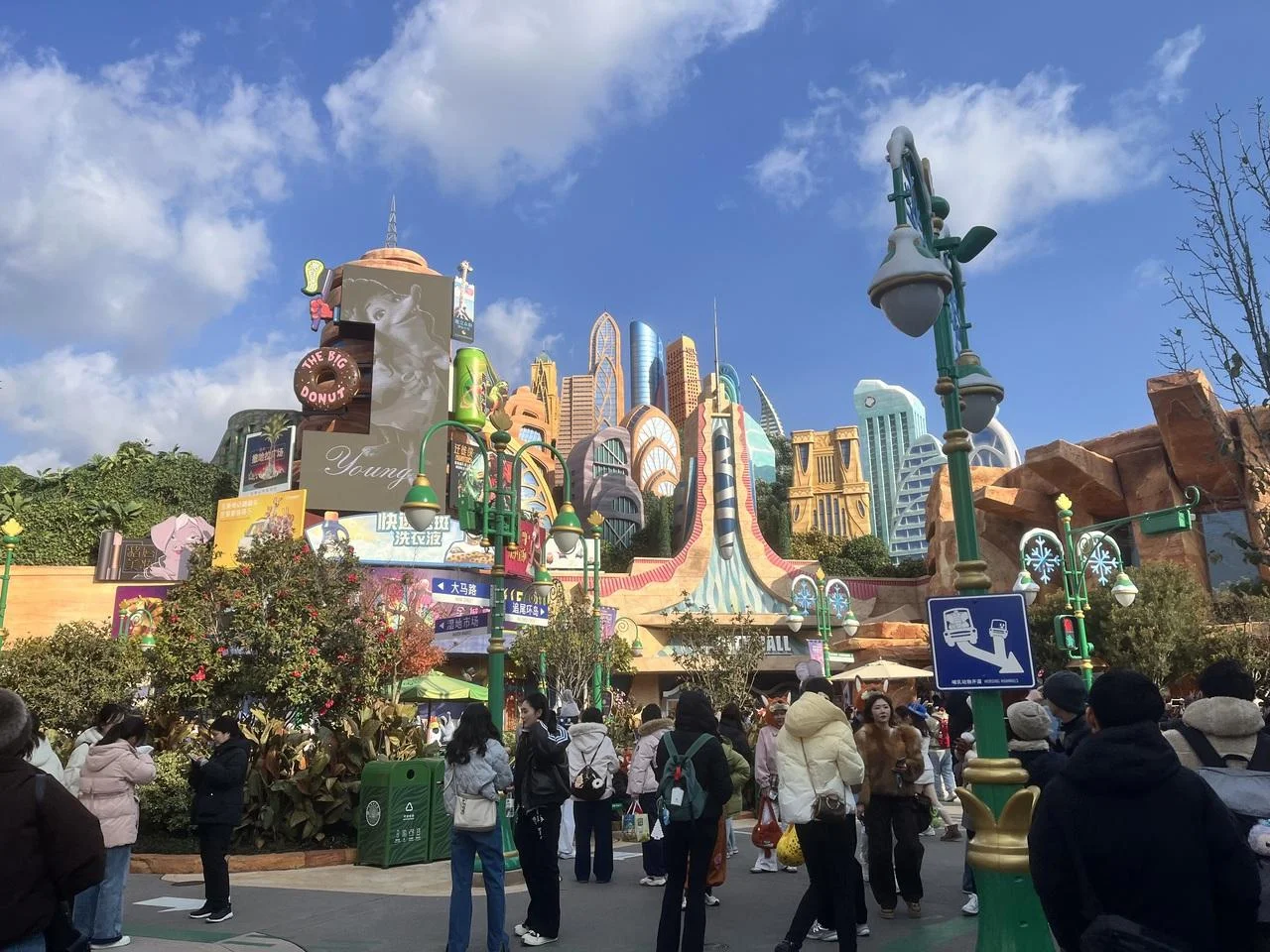 shanghai-disneyland-open-run-33