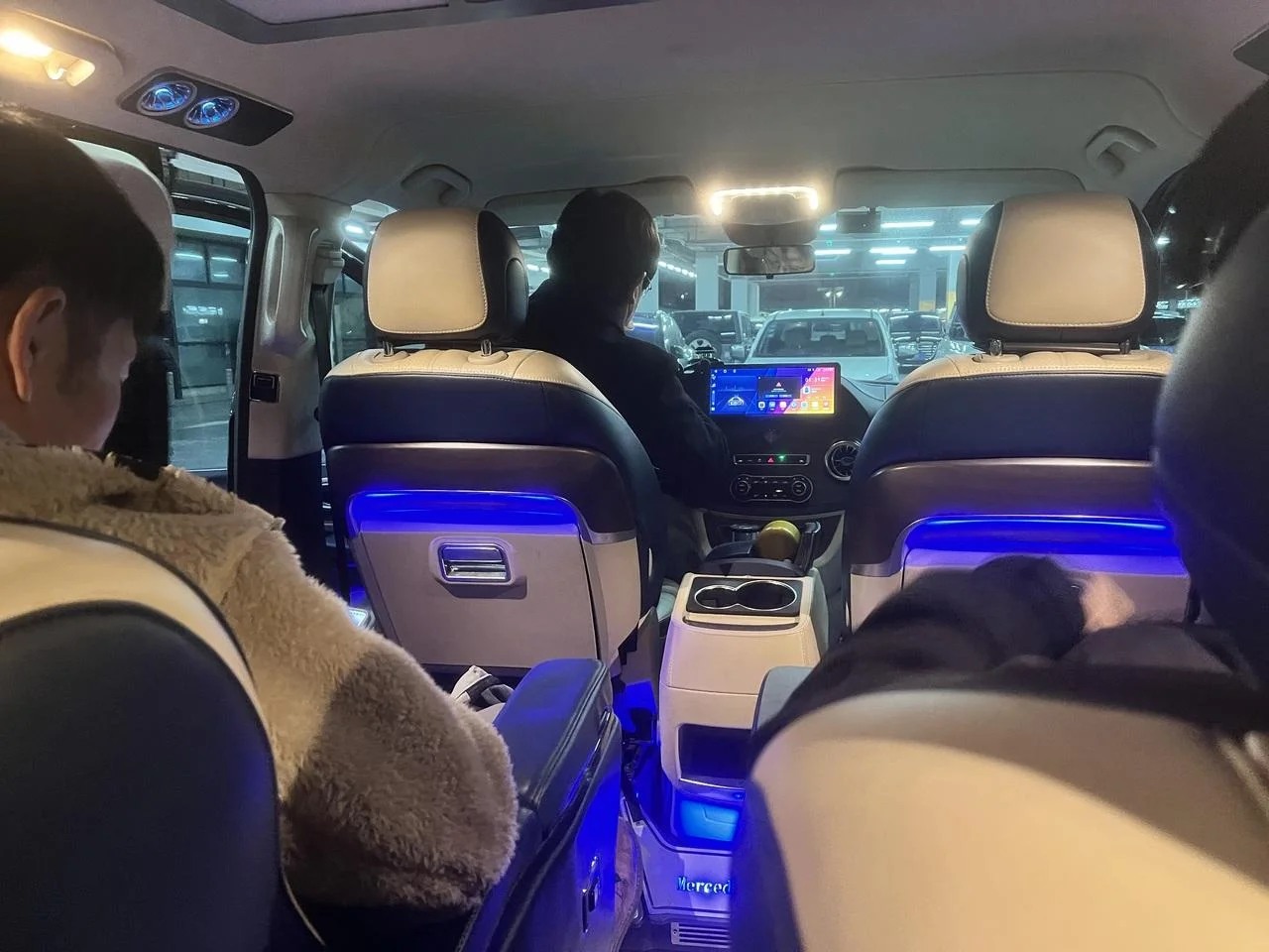 shanghai-disneyland-open-run-8