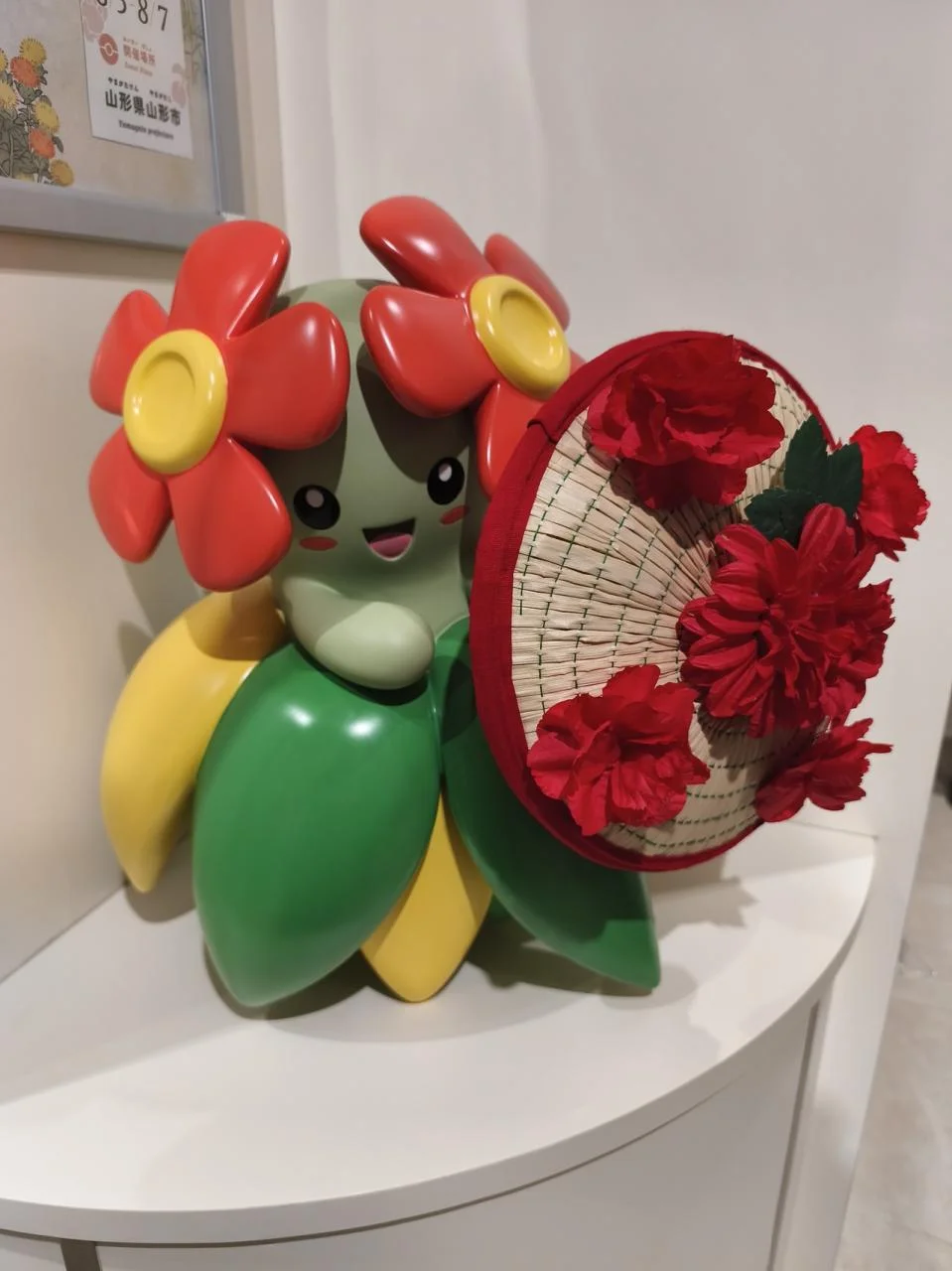 <strong>仙台站附近值得购物的地方</strong> 宝可梦中心玩偶展示