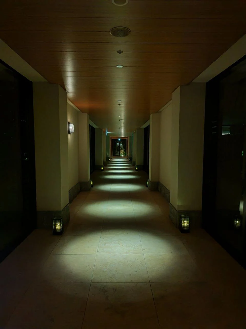 the-ritz-carltong-okinawa-club-lounge-cordial-time